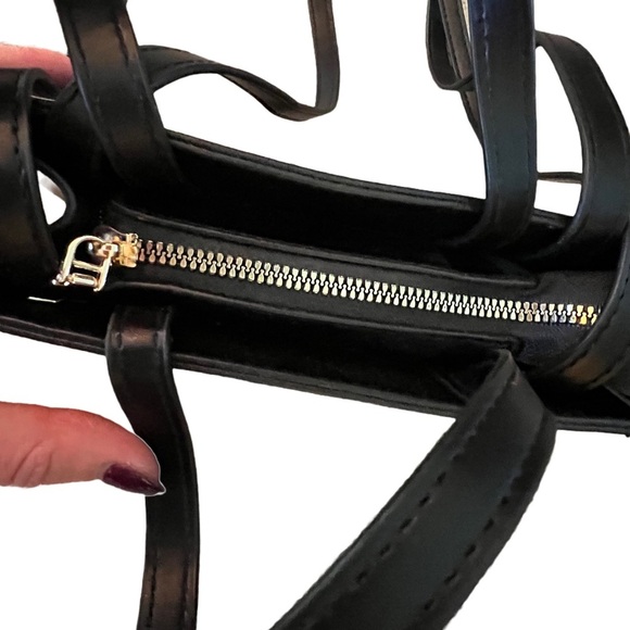 BLACK MINI PURSE/TOTE BAG WITH LONG SHOULDER STRAP - Picture 4 of 8